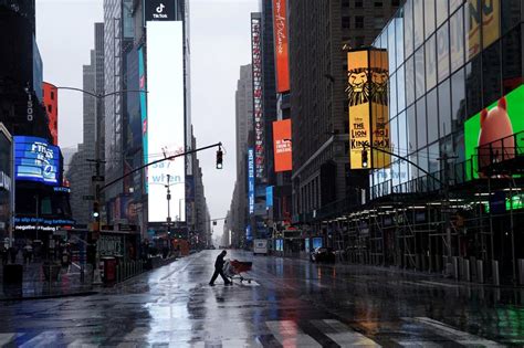 And if we don't do that, we are going to create this almost divide in the city where. Coronavirus in New York: Time Square is deserted ...