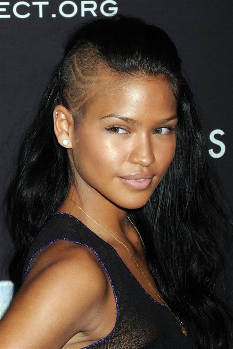 50 Great Cassie Hairstyles Photos Strayhair