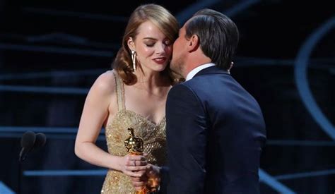 Leonardo Dicaprio Congratulates Emma Stone On Her Oscar Win For La La Land Emma Stone Oscar