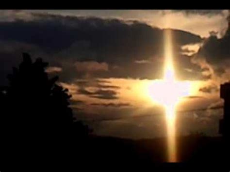 Poesie e frasi di david maria turoldo. Poesia L aurora che attendo David Maria Turoldo - YouTube