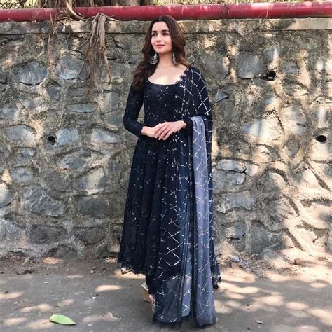 Alia Bhatt S Indian Looks From Kalank Promotions Monday Crush Frugal2fab Indian Look