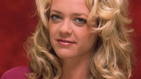 Tragic Final Days Of That 70s Shows Lisa Robin Kelly From Drug