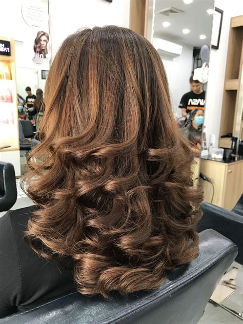 Pin By Toàn Anh On Style My Hair Long Hair Styles Hair Styles Curled Hairstyles For Medium Hair