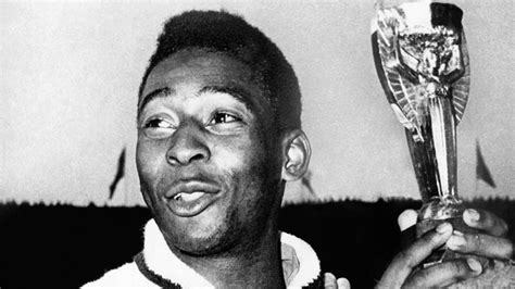 Brazilian Football Legend Pele Celebrates His 75th Birthday Itv News