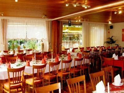 Ihr hotel im naherholungsgebiet der beckumer berge! Hotel-Restaurant Haus Pöpsel | Beckum | Der Varta-Führer ...