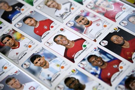 ponto oficial de trocas de figurinhas do álbum da copa segue aberto gazeta esportiva