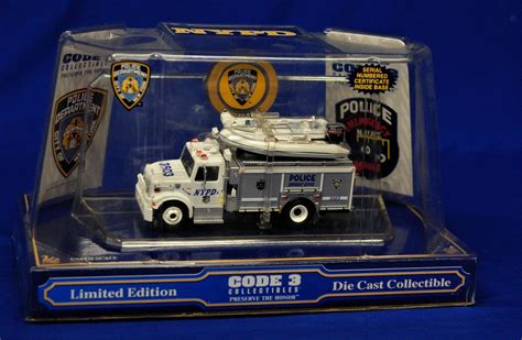 Code 3 Collectible Emergency Support Unit