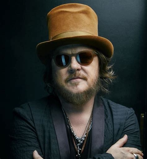 Zucchero è stato sposato con angela, dalla quale ha avuto due figlie, di nome alice ed irene. Zucchero "Sugar" Fornaciari : domani live al Beacon Theatre di New York City » FullSong.it