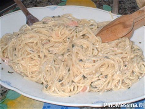 The taste you'll love to serve with classico pasta recipes. Ricetta Pasta con cicale di mare o pannocchie - Consigli e ...