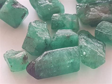 10pc Lot Emerald Rough Stone 100natural Raw Emerald Loose Etsy