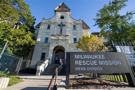 Book Profits Help Fund Milwaukee Rescue Mission Milwaukee Independent