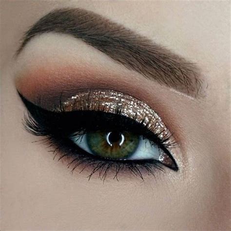 20 Idées De Make Up Pour Les Yeux Verts Les Éclaireuses Gold