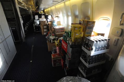 Слушать песни и музыку iron maiden онлайн. Iron Maiden's Bruce Dickinson gives tour of band's plane ...