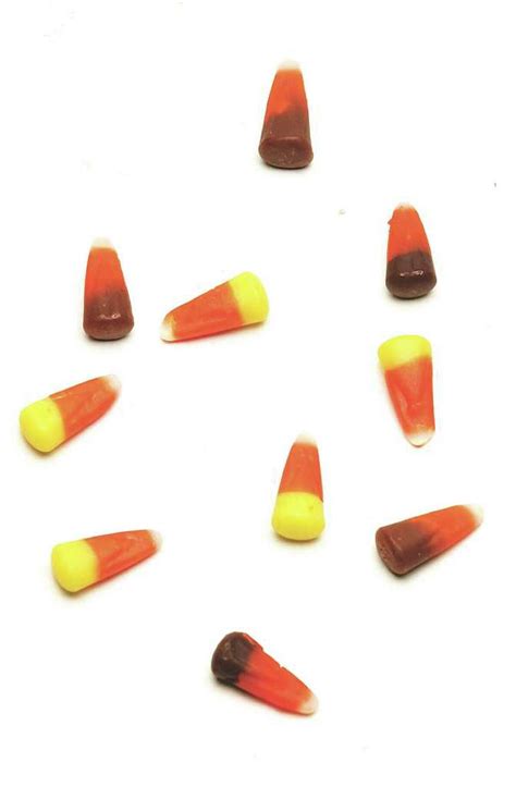 The Story Of Candy Corn The Halloween Candy You Either Love To Eat Or
