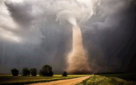 Latest and popular tornade gifs on primogif.com. Lem's Levity: tornado, south central Nebraska