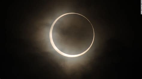 Totale sonnenfinsternis über südamerika am 14 dezember 2020. Sonnenfinsternis 2020: Siehe die ringförmige ...