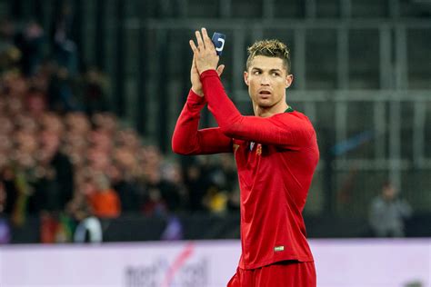A queda de portugal e o líder depois de terminado o europeu Rússia 2018: Grupo B: os convocados de Portugal para a ...