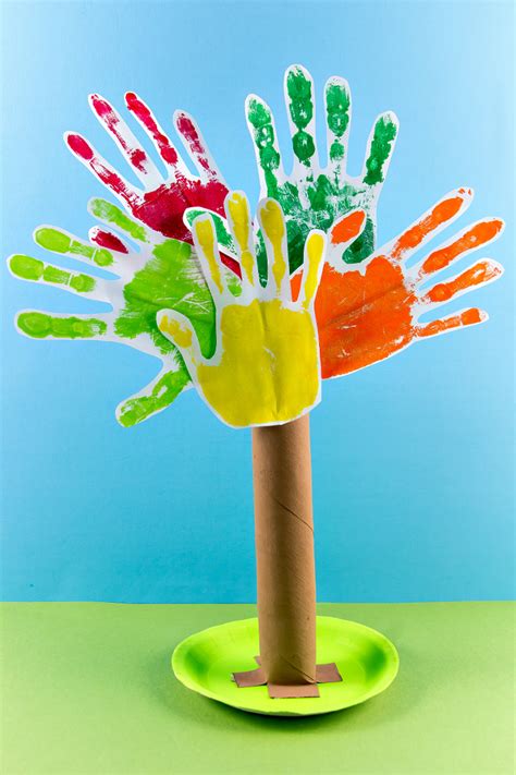Make A Household Handprint Tree This Thanksgiving • Children Actions