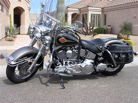 Harley davidson heritage classic is powered by 1868 cc engine.this heritage classic engine generates a torque of 155 harley davidson heritage classic has tubeless tyre and spoke wheels. 1996 Harley-Davidson HERITAGE SOFTAIL CLASSIC, SCOTTSDALE ...