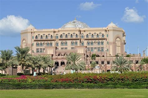 Top 5 Exemplary Landmarks Of Abu Dhabi Abu Dhabi Blog