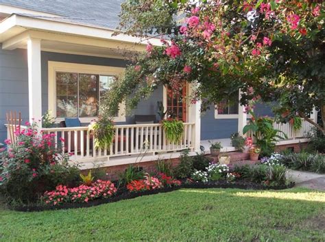 20 Simple But Effective Front Yard Landscaping Ideas