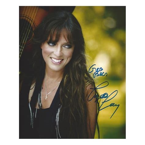 Unfortunately, lynda.com did a great job of recalling my payment information but failed to provide linkedin needs to be much more careful about business affiliations. Autographe Lynda LEMAY (Photo dédicacée)