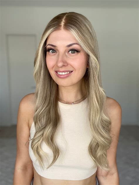 dimensional blonde luxe wig 24 inches s cap lusta hair