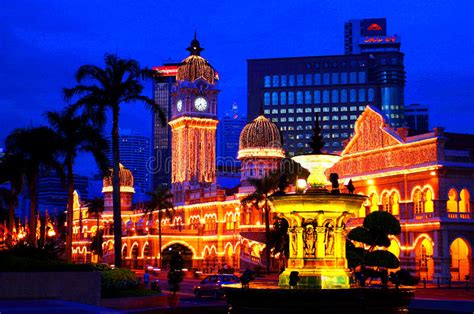 The sultan abdul samad building is located directly opposite the padang (known presently. Sultan Abdul Samad Building I Kuala Lumpur Arkivfoto ...