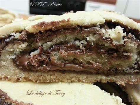 Hazelnut pasta frolla hearts with nutella. Rotolo di pasta frolla con Nutella - PTT Ricette