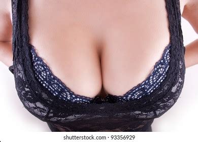 Photo De Stock Femme Bouillonnante En Gros Plan 93356923 Shutterstock