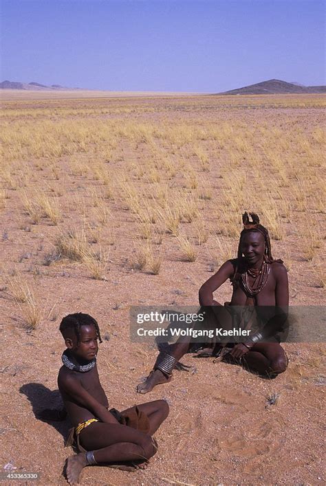 Namibia Skeleton Coast Kunene Area Himba Woman With Daughter News