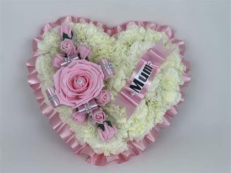 If you would like to send a floral tribute to the family home or business in melbourne, we recommend viewing our sympathy range of flowers. Large Artificial Silk Heart Wreath Mothers Day / Funeral ...