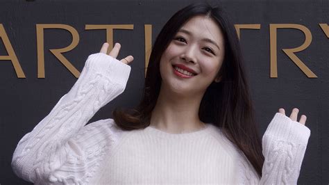 Sulli South Korean K Pop Star Found Dead At Her Home South Of Seoul Police Say Abc7 Los Angeles