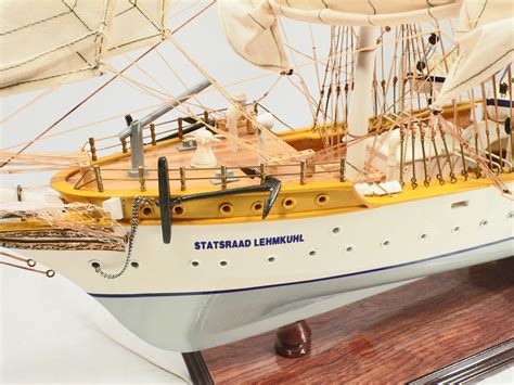 Jul 02, 2021 · det var om morgenen tirsdag 2. Statsraad Lehmkuhl - Håndlavede modeller lavet af træ ...