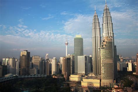Bravofly works with more than 350 scheduled and low cost airlines. Travel & Adventures: Kuala Lumpur ( کوالا لومڤور‎ ). A ...