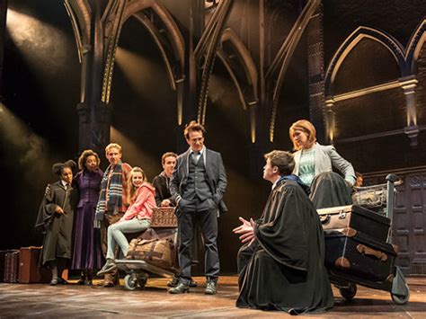 Dies ist ein großartiges buch des autors j. 'Harry Potter y el legado maldito': Echa un vistazo a ...