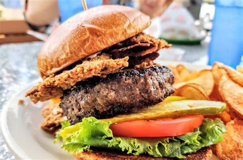 When owner chris bradshaw and partner allen aldridge opened the first blue plate restaurant on november 9, 2004, they decided to offer a menu with a variety wide enough to satisfy any sized appetite, tastefully prepared in the true southern tradition. Best Burger Reviews in Huntsville Alabama - Jennifer Gates