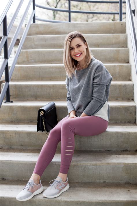 How To Wear The Athleisure Style Outfits With Leggings Athleisure
