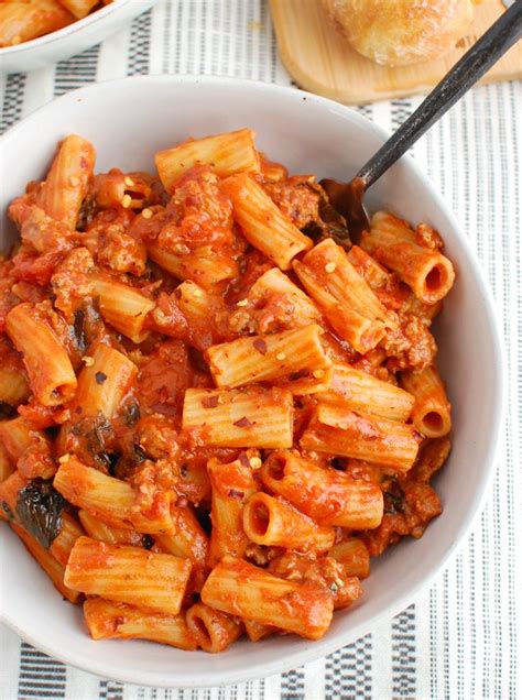 easy italian sausage pasta sauce easy italian sausage and pepper pasta nirwana jiwangga