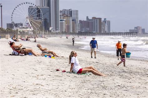 Popular Sc Beaches Opt To Stay Closed Amid Outbreak Concerns