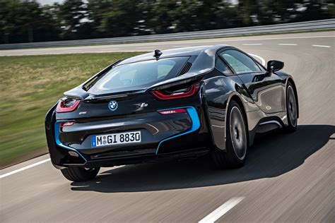 New Bmw I8 Hybrid Sports Car Priced From 135700 In Us Autotribute