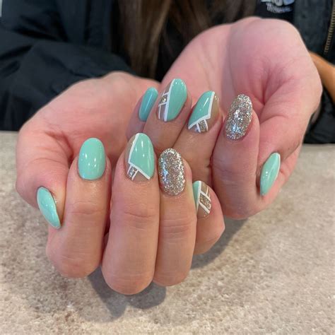45 Gorgeous Mint Green Nails To Try This Year For A Fresh Manicure
