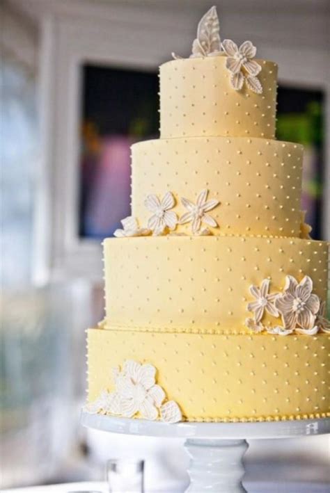 31 Lovely And Joyful Yellow Wedding Cakes Weddingomania Weddbook