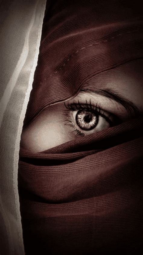 Hijab A Beautiful Makeover Of A Muslim Woman World Hijab Day