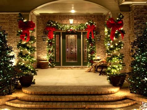 30 Elegant Outdoor Christmas Decorations