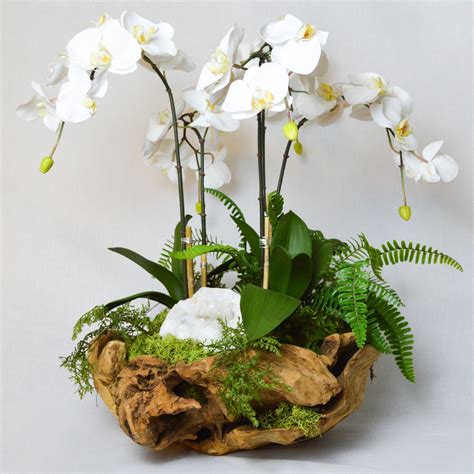 Orchid And White Geode In Wood Bowl Orchid Centerpieces Orchid