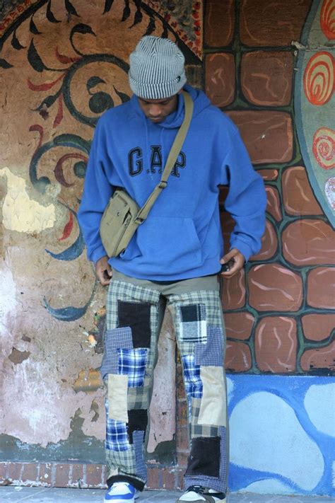 We would like to show you a description here but the site won't allow us. Pin by chrissmith on Fit inspo in 2021 | Retro outfits ...