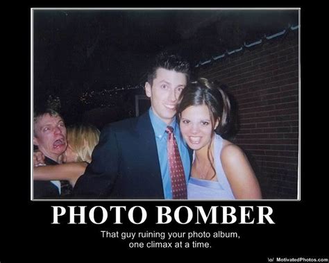 Image 31589 Photobombing Know Your Meme