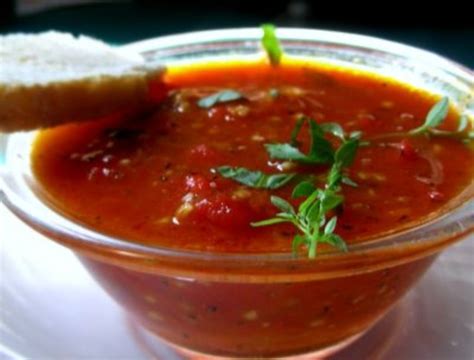 Easy Tomato Sauce With No Peeling Recipe - Italian.Genius Kitchen
