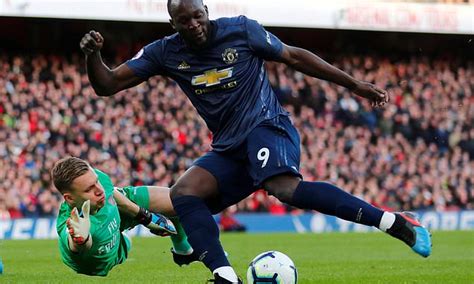 Both players were booked during the incident, but tensions rose with what ibrahimovic and lukaku appeared to say to one another. Zlatan Ibrahimovic reveals £50 deal with Romelu Lukaku ...